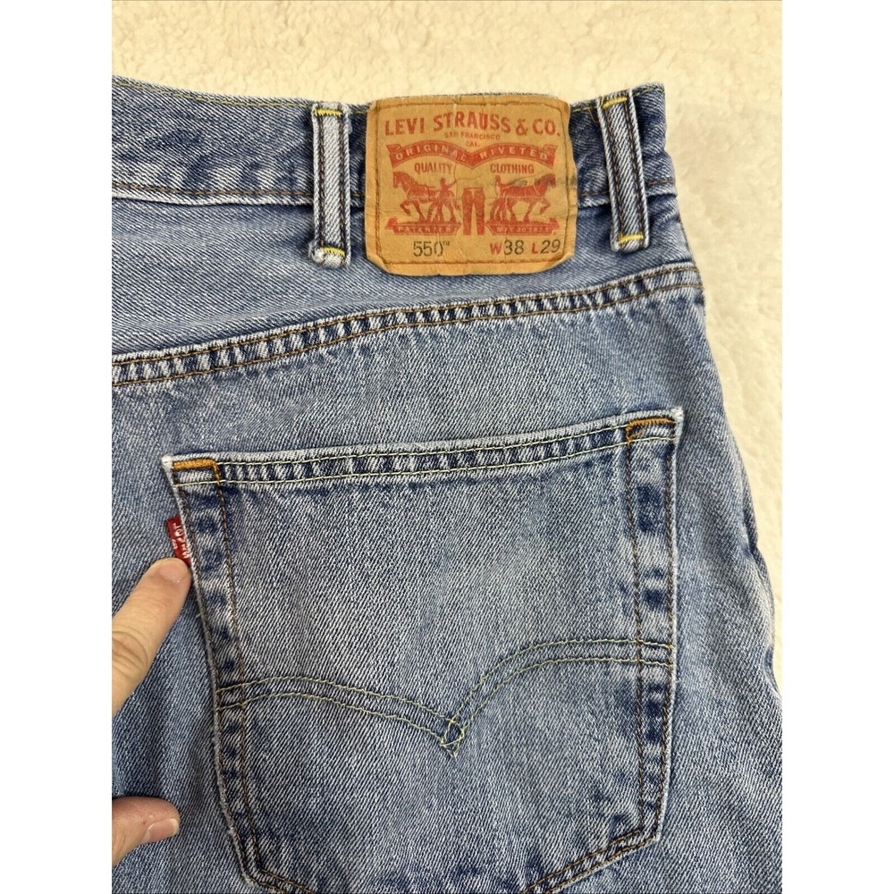 Levi's Men's 550 Jeans 38x29 (36x27) Regular Fit Straight Leg High Rise Distress - Picture 4 of 14